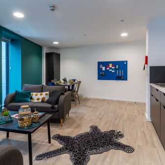 Premium En Suite - Image 6